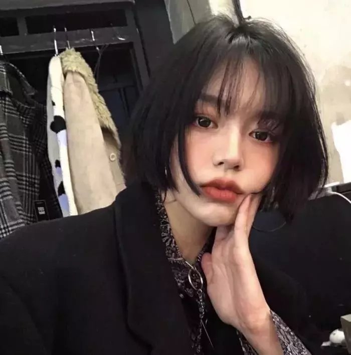 人前的安宁